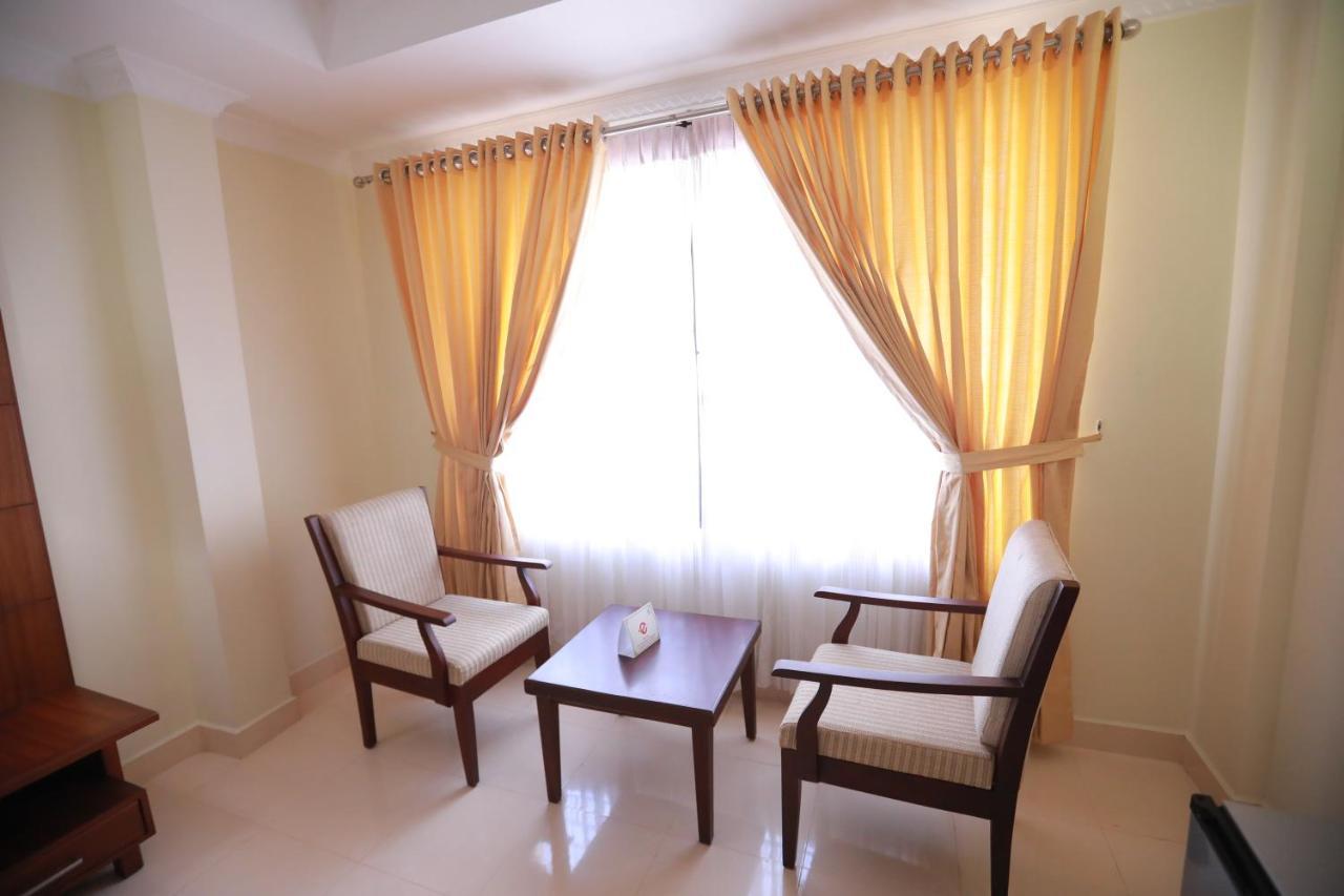 Hotel Peninsula Thrissur Kültér fotó
